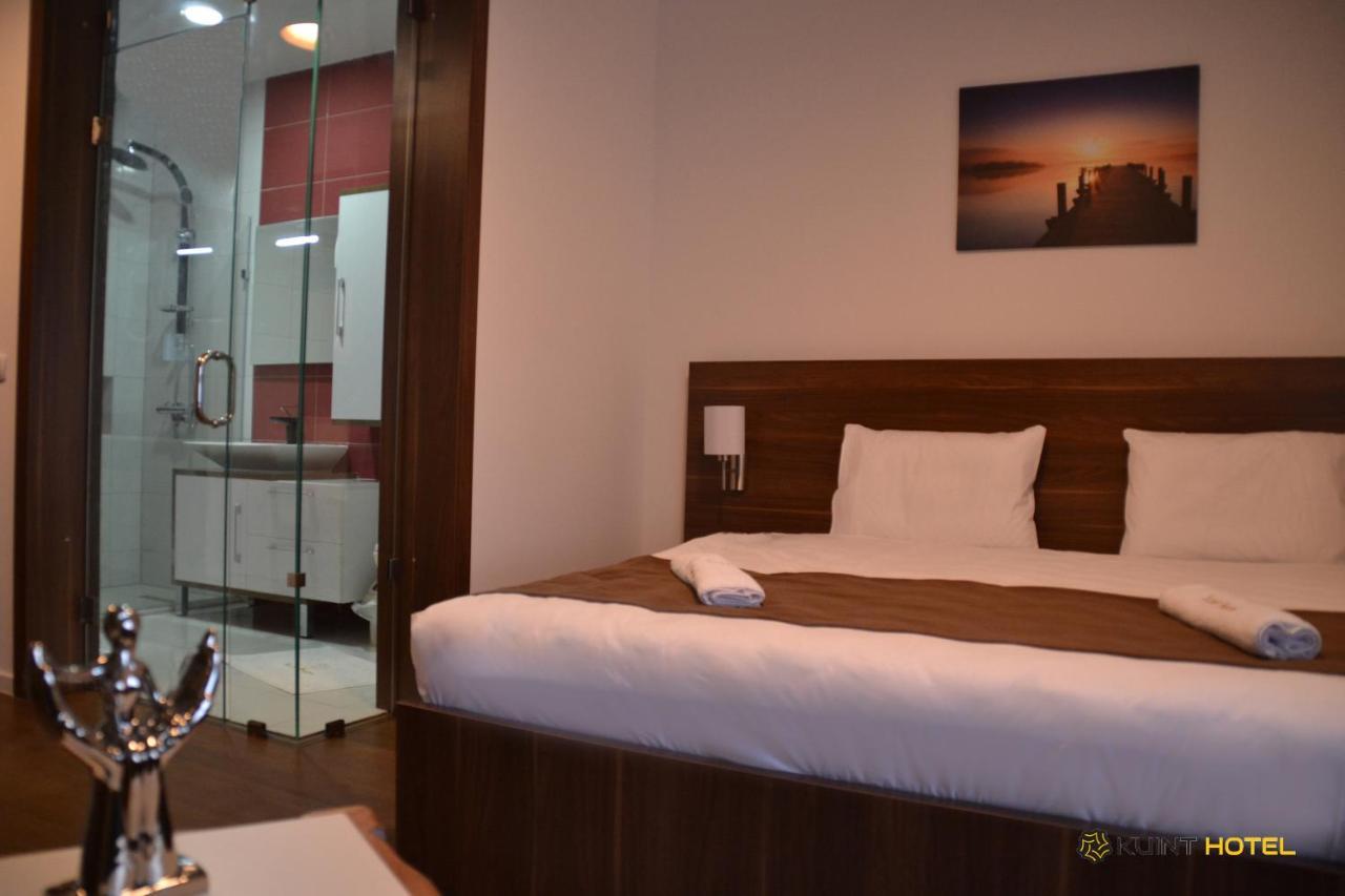 Kuint Hotel Peje Buitenkant foto